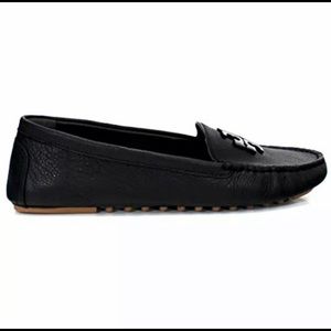 Tory Burch Lowell black leather loafers. NEW